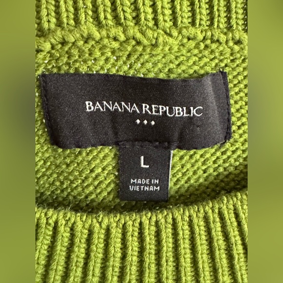 Banana Republic Crewneck Elbow Sleeve Sweater / Grass Green / Size Large - Picture 3 of 4
